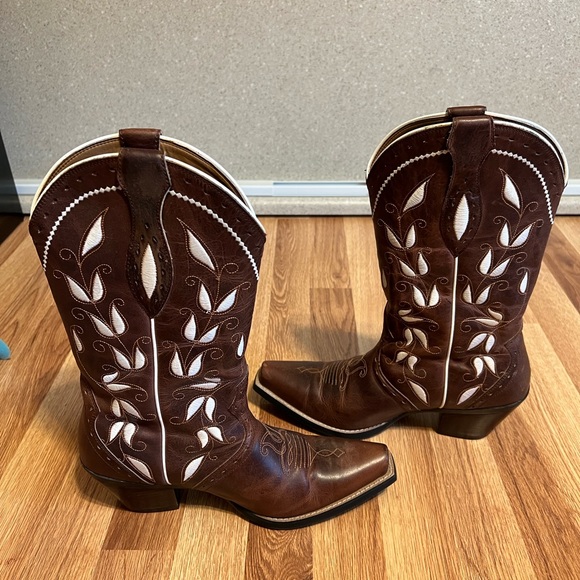 Ariat Sonora D-Toe Bittersweet Brown - Picture 5 of 8